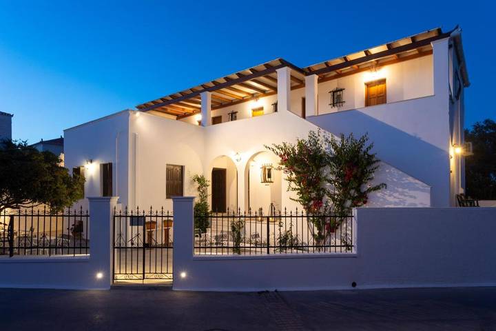 Maison d’hôte pour 2 personnes, avec jardin ainsi que vue et terrasse