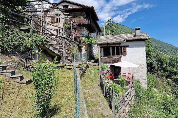 Ferienhaus für 6 Personen, mit Terrasse und Garten