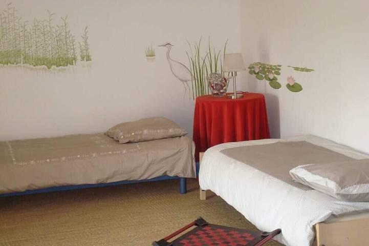 Gîte pour 6 personnes, avec piscine ainsi que terrasse et jardin, animaux acceptés à Laiz - 3