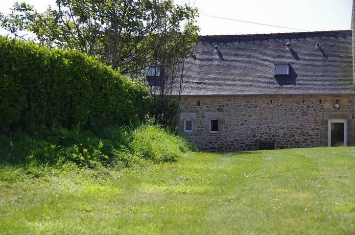 Gîte pour 4 personnes, avec jardin à Louannec - 3