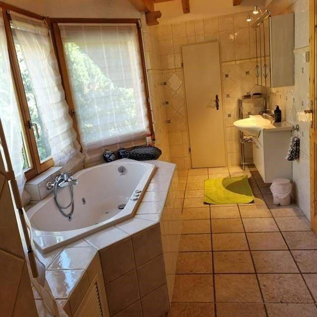 Gîte pour 5 personnes, avec sauna ainsi que balcon et jacuzzi à Icogne - 3