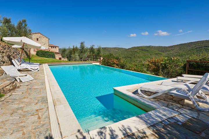 Ferienhaus für 16 Personen, mit Garten und Pool sowie Seeblick in Siena - 2