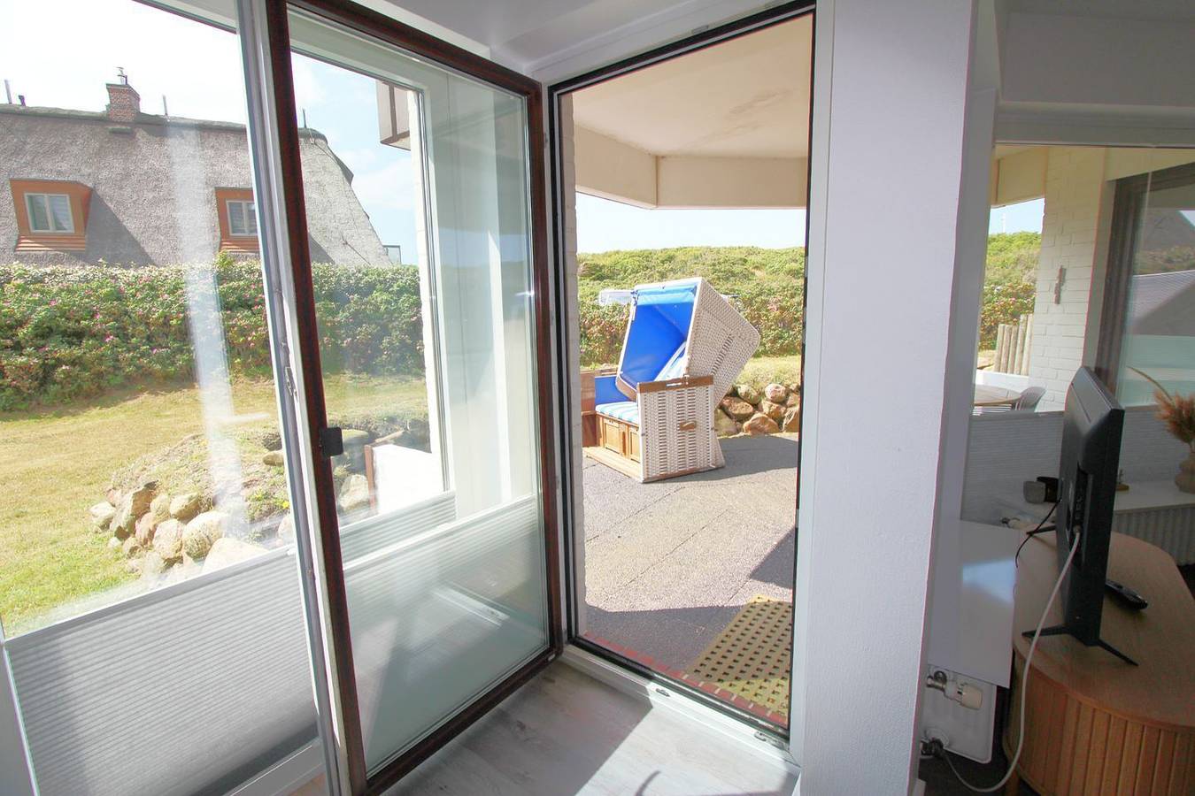 Ganze Wohnung, Moderne Zwei-Zimmer-Wohnung im Erdgeschoss des „Schloss‘ am Meer“ in Wenningstedt Hauptstrand, Wenningstedt