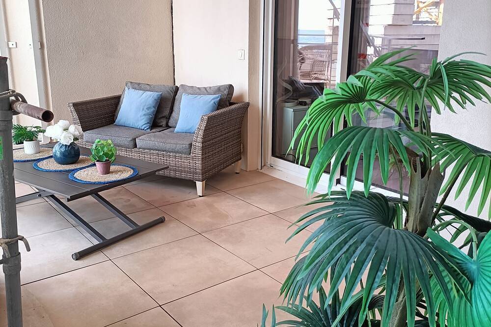 Geheel appartement, Luxury apartment in a unique, heavenly location. Feet in the water. in Le Trayas, Saint-Raphaël