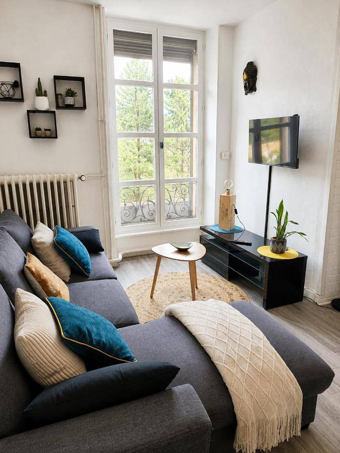 Gîte pour 4 personnes, avec vue, animaux acceptés dans Thermes de Royat Chamalières - 3