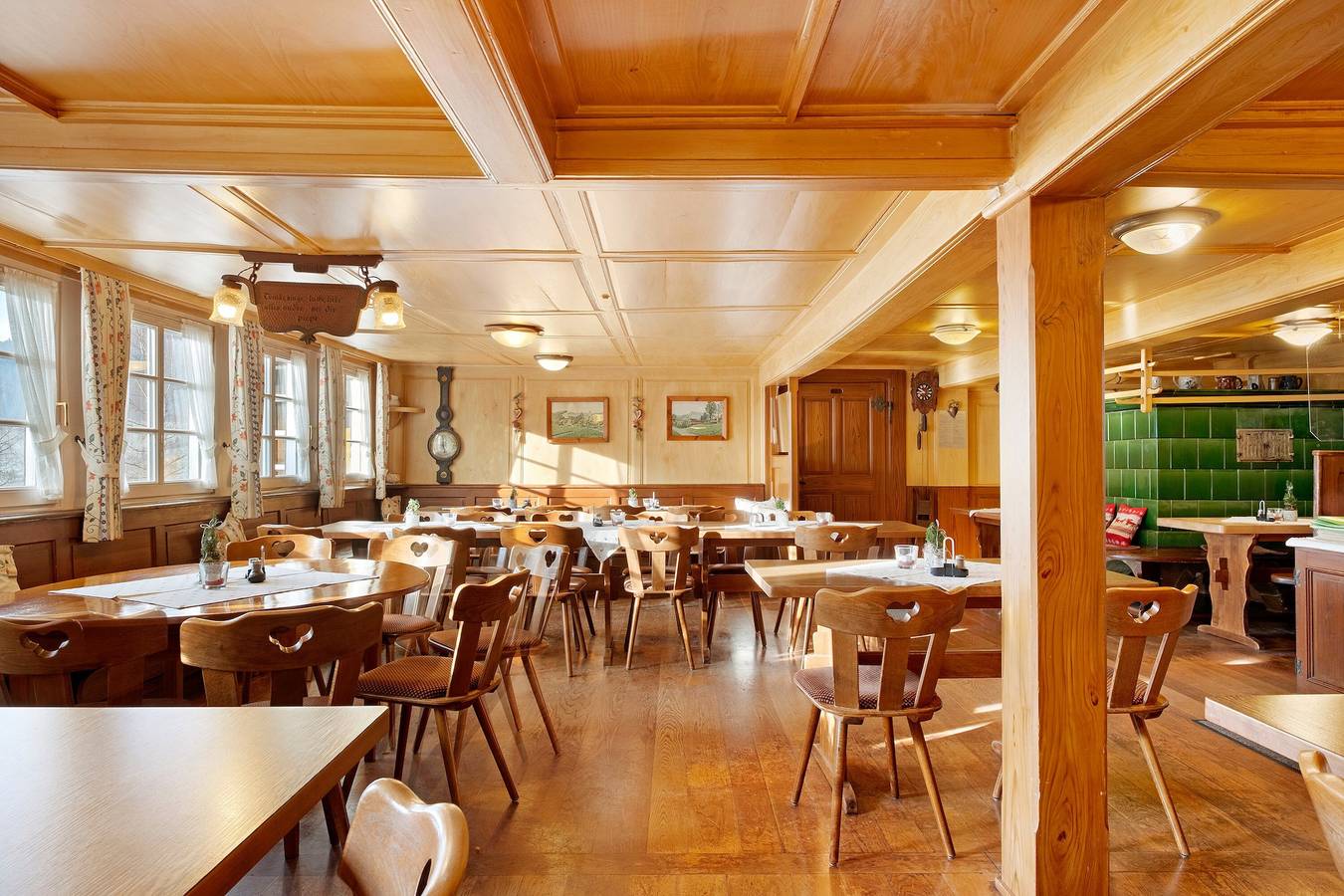 Gästehaus 'Oberes Wirtshaus' mit Bergblick, privater Terrasse und Wlan - Gaststätte montags geöffnet in Langenordnach (Titisee-Neustadt), Titisee-Neustadt