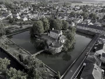 Cottage pour 6 personnes, avec jardin ainsi que vue et vue sur le lac, adapté aux familles dans Veuzain-sur-Loire