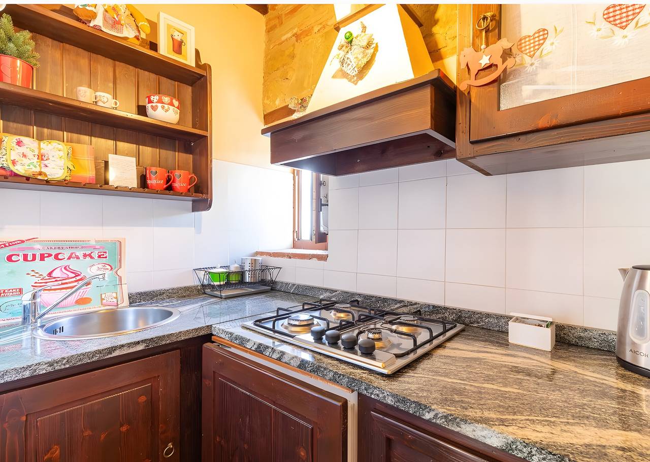 Ganze Wohnung, Apartment 'Capannina - Borgo Dolci Colline Resort' mit Pool, Terrasse & Gemeinschaftsgarten in Castiglion Fiorentino, Arezzo Provinz