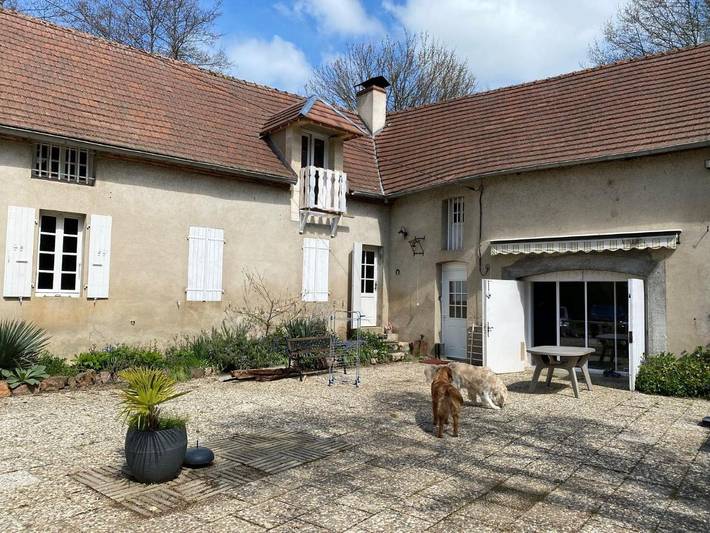 Maison d’hôte pour 4 personnes, avec Terrasse et Jardin ainsi que Vue sur le lac et Vue