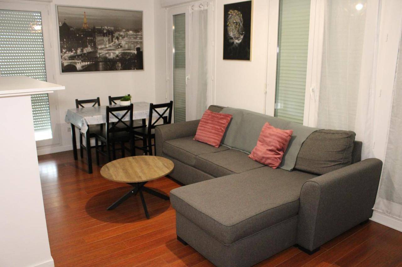 Appartement entier, Très bel appartement - Meaux - proche Disneyland in Meaux, Seine-et-Marne