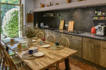 Vakantiehuis voor 10 Personen in Apt, Parc naturel régional du Luberon, Afbeelding 2