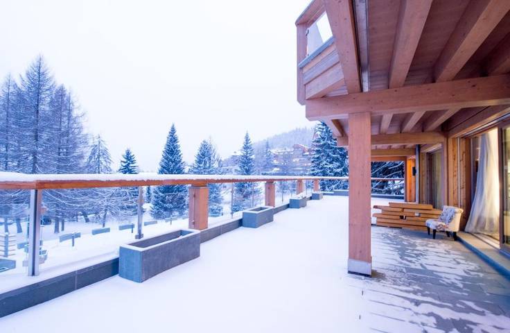 Chalet pour 27 personnes, avec piscine ainsi que jardin et vue à Crans-Montana - 3