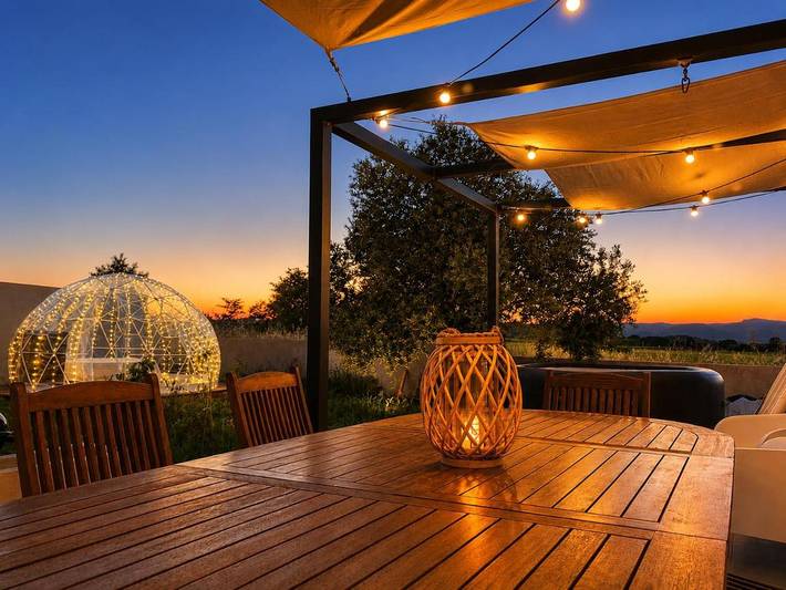 Location de vacances pour 6 personnes, avec jardin et vue à Vendémian - 2