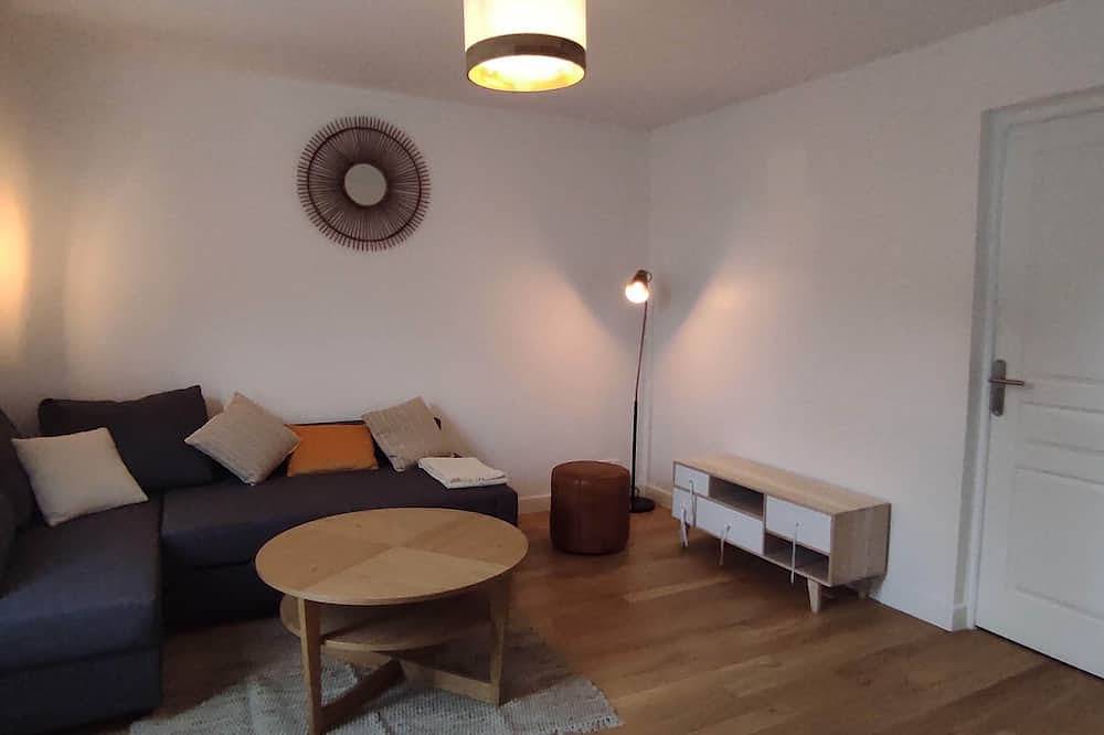 Entire apartment, ⭐Poissy F2 any comfort, hyper center 3️⃣ in Poissy, Yvelines