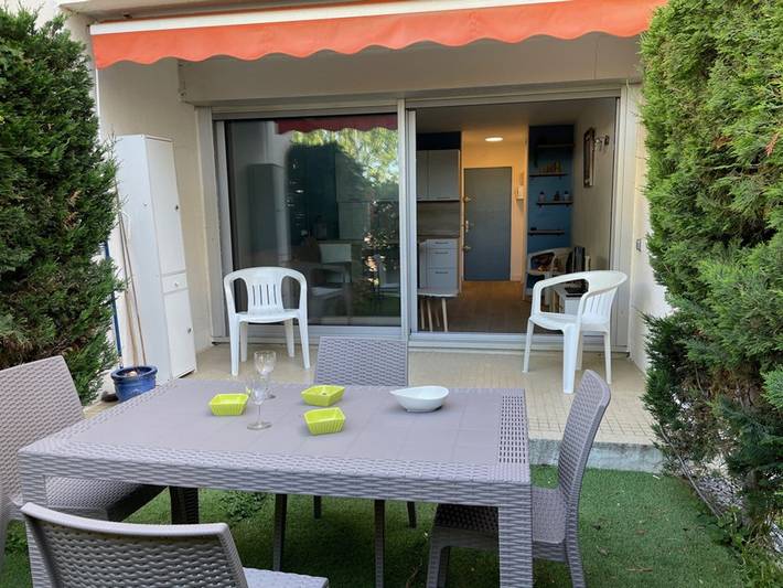Studio pour 2 personnes, avec jardin