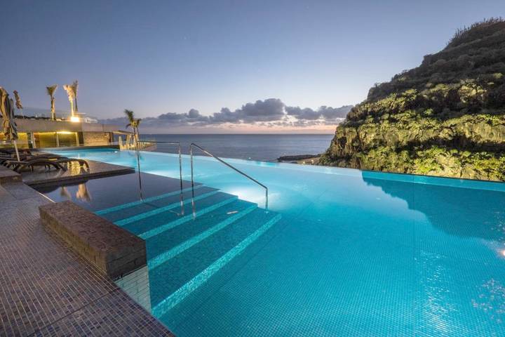 Club vacances pour 2 personnes, avec jardin et piscine ainsi que sauna et jacuzzi au Portugal - 4