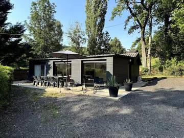Camping pour 6 personnes, avec jardin dans Lozère