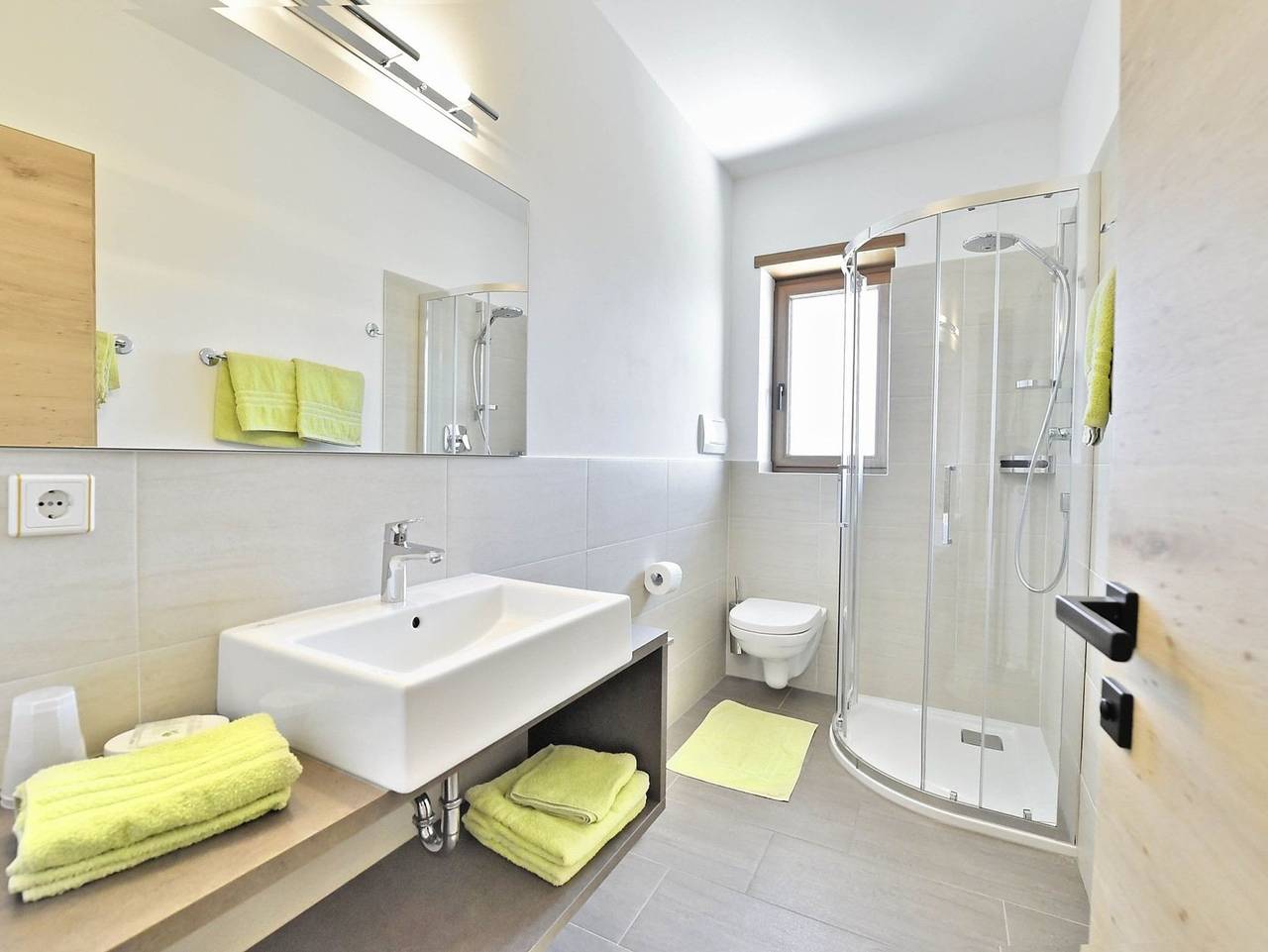 Ganze Ferienwohnung, Residence Krone - Appartement Laugen Balkon in Schenna, Passeiertal