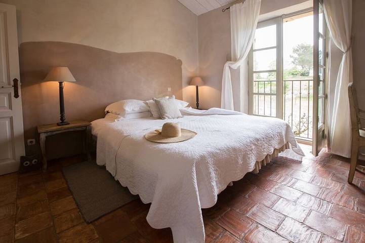 Location de vacances pour 16 personnes, avec Balcon ainsi que Jacuzzi et Jardin à Aigaliers - 4
