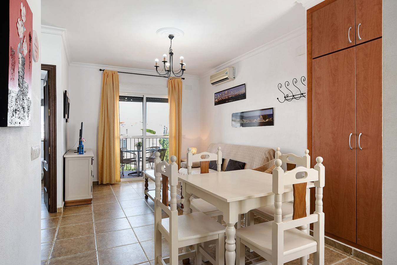 Ολόκληρο το διαμέρισμα, Apartment "Alboran 208" in City Centre with Terrace & Wi-Fi in Conil de la Frontera, Κόστα ντε λα Λουζ