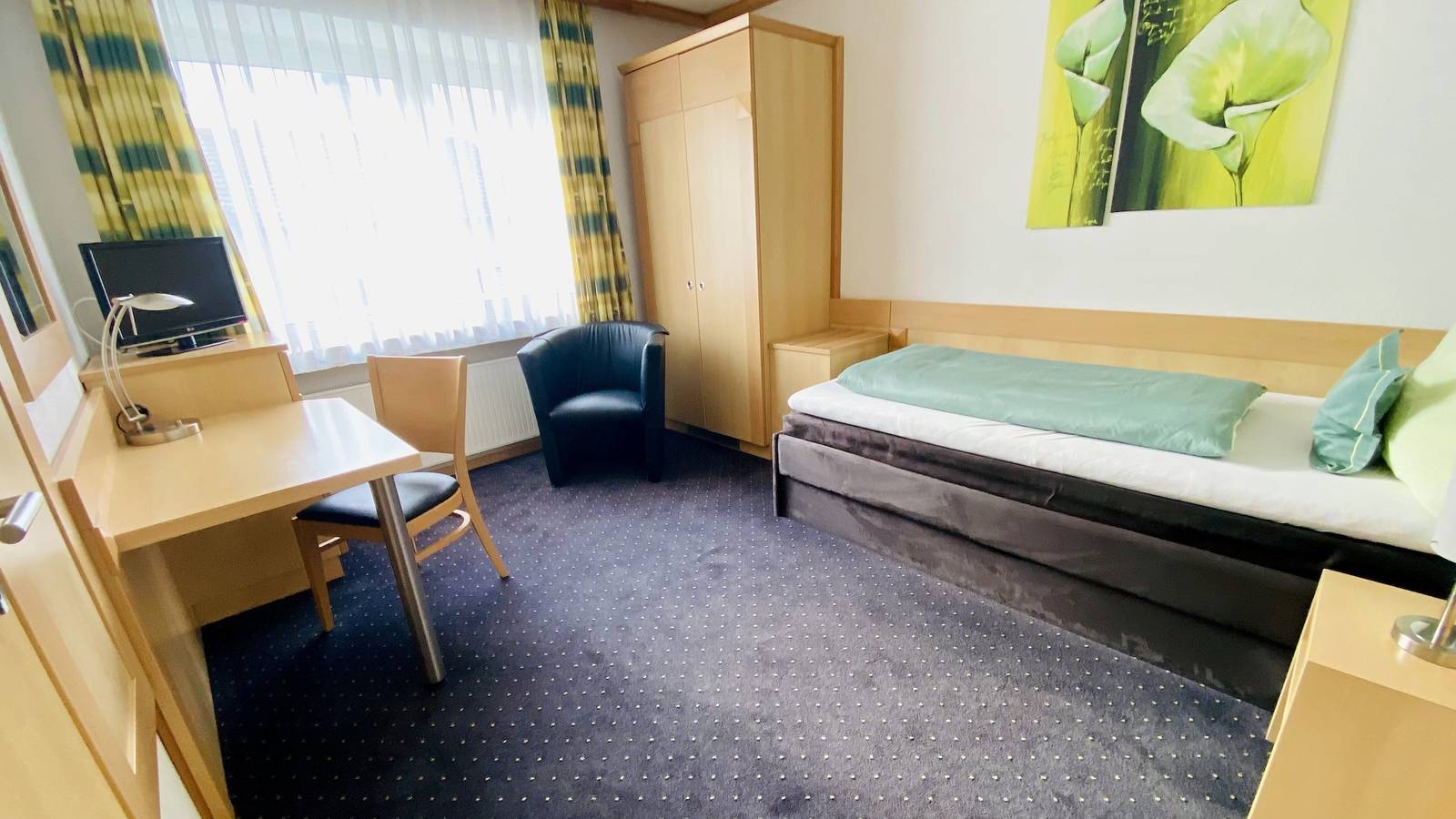 Otto - bed & breakfast / Einzelzimmer in Ottobeuren, Bayerisch Schwaben