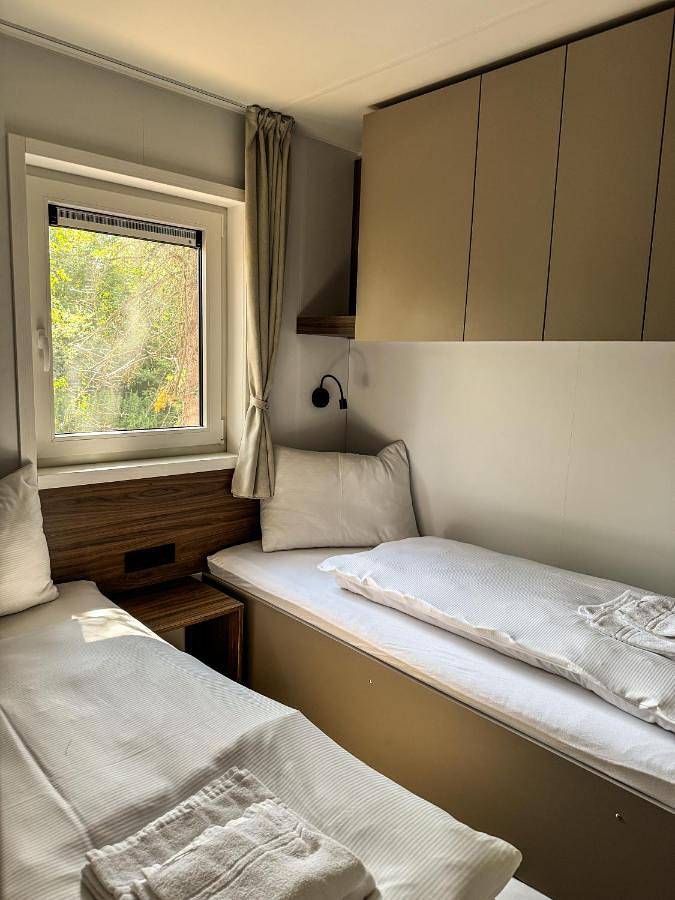 Lakeside Petzen Glamping in Karavanke in Pohorje, Feistritz ob Bleiburg