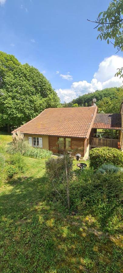 Location de vacances pour 4 personnes, avec jardin ainsi que piscine et vue à Montferrand-du-Périgord - 2