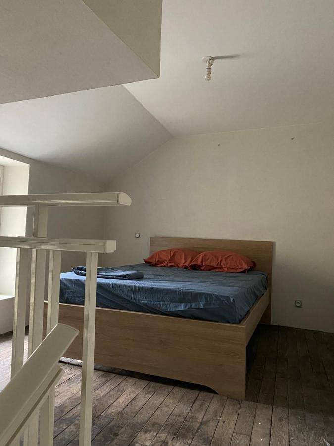 Appartement entier, Appartement calme centre ville historique in Ussel, Région d'Ussel