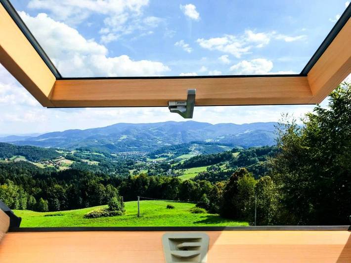 Apartament wakacyjny dla 2 osób, z Balkon i Jacuzzi oraz Taras i Ogród w Laskowa - Kamionna