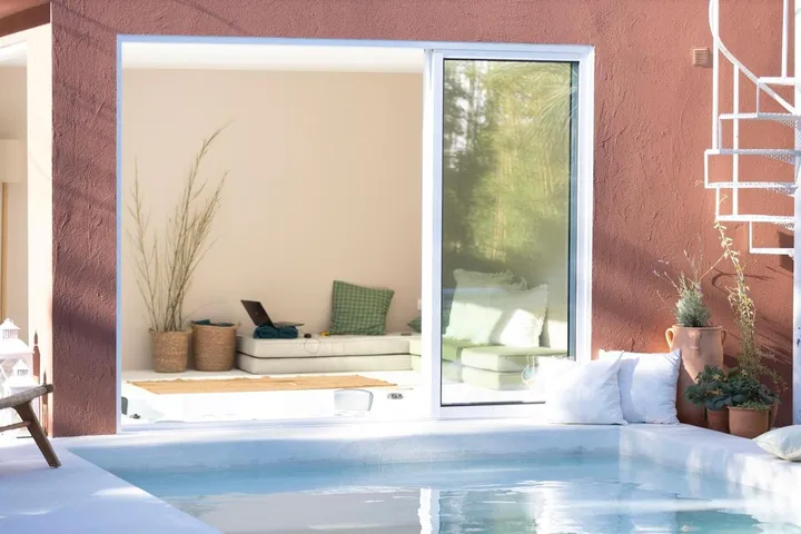 Chalet para 10 personas, con jardín además de jacuzzi y piscina - 1