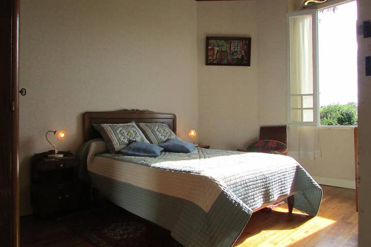 Location de vacances pour 4 personnes, avec jacuzzi ainsi que balcon et jardin à Calès - 3