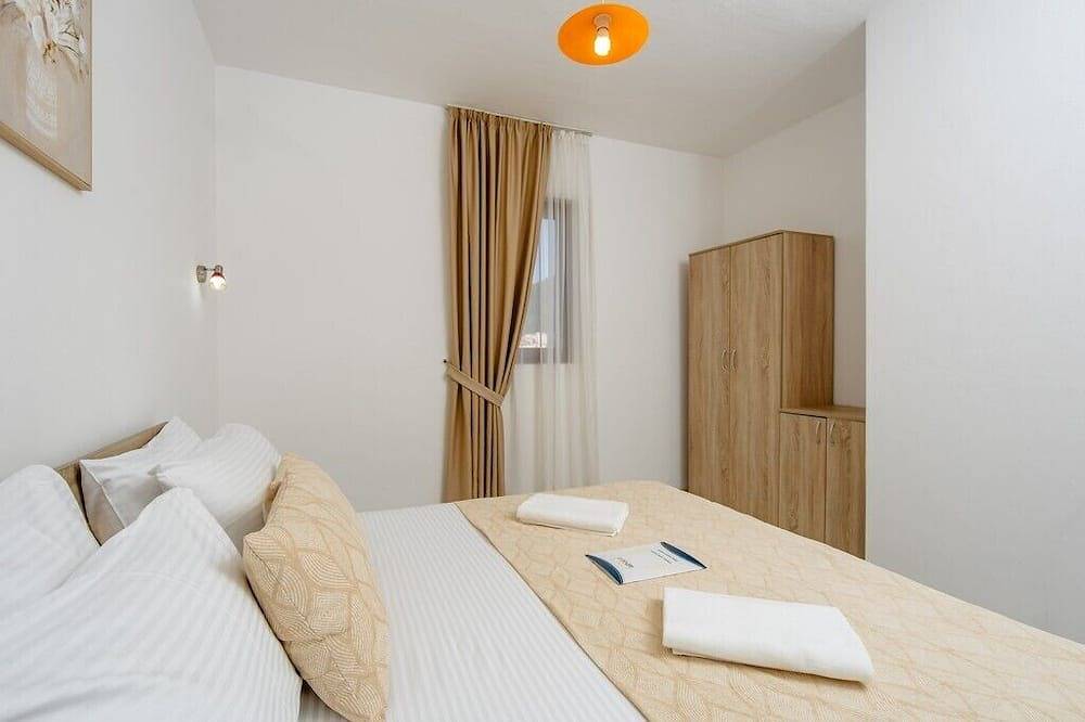 Arvala Apartments  - Apartment with Balcony in Opština Budva
