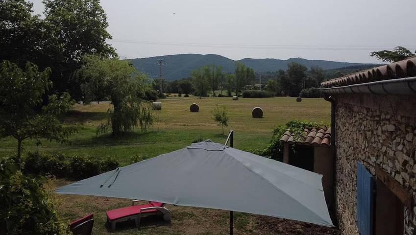 Gîte pour 3 personnes, avec terrasse, animaux acceptés à Monieux - 3