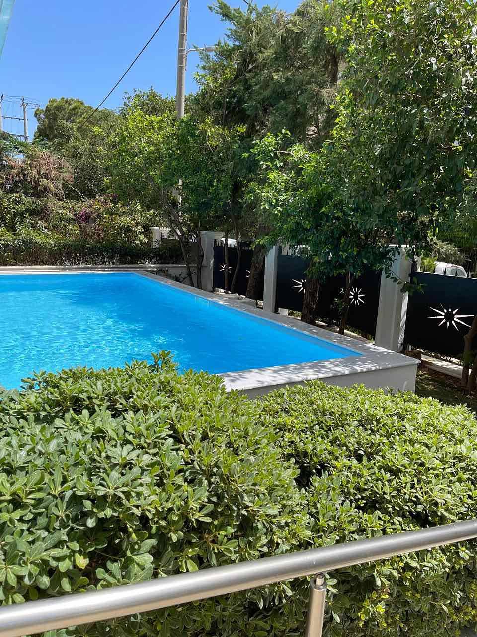 Hel lejlighed, Ferielejlighed for 6 personer med balkon/terrasse in Voula, Østkysten af Attika Området
