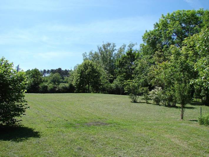 Gîte pour 8 personnes, avec terrasse et jardin à Buxy - 3