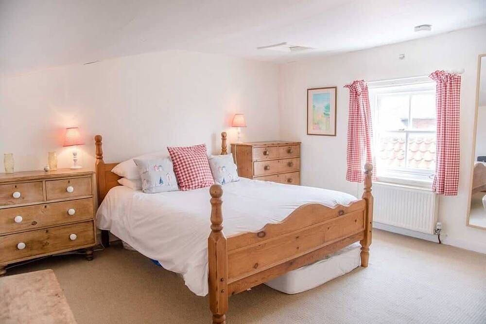 Stowaway Cottage, Aldeburgh in Aldeburgh, Suffolk