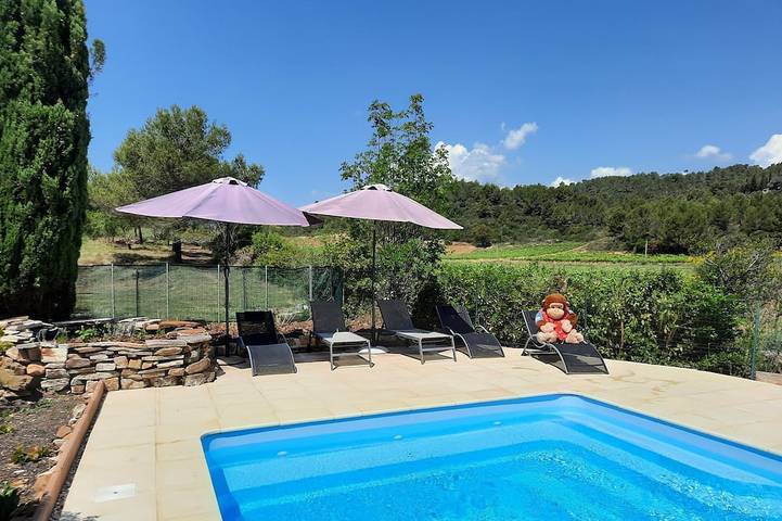 Location de vacances pour 5 personnes, avec Jacuzzi ainsi que Terrasse et Jardin à Cazedarnes