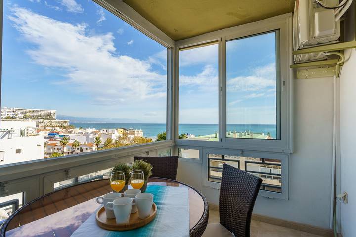 Location de vacances pour 4 personnes, avec Balcon ainsi que Terrasse et Piscine à Torremolinos