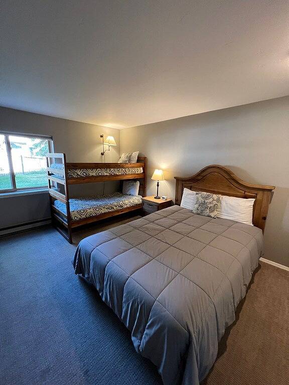 Holiday apartment for 8 people, with pool and balcony as well as garden and hot tub - 1