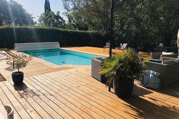 Gîte pour 6 personnes, avec terrasse ainsi que jardin et piscine à Le Tholonet
