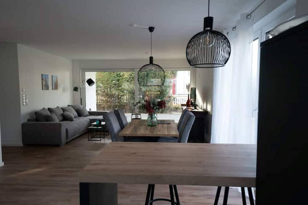 Villa Emma: Löwenpudel, keine Monteurwohnung in Osnabrück, Osnabrücker Land