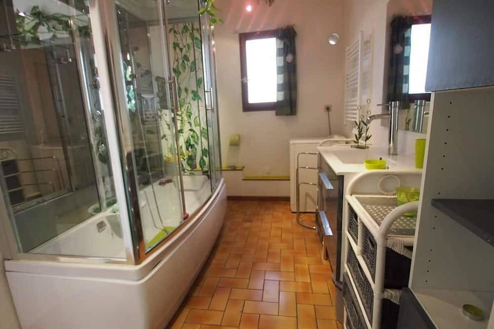 Appartement entier, Le Coquelicot in Esparron-de-Verdon, Alpes-de-Haute-Provence
