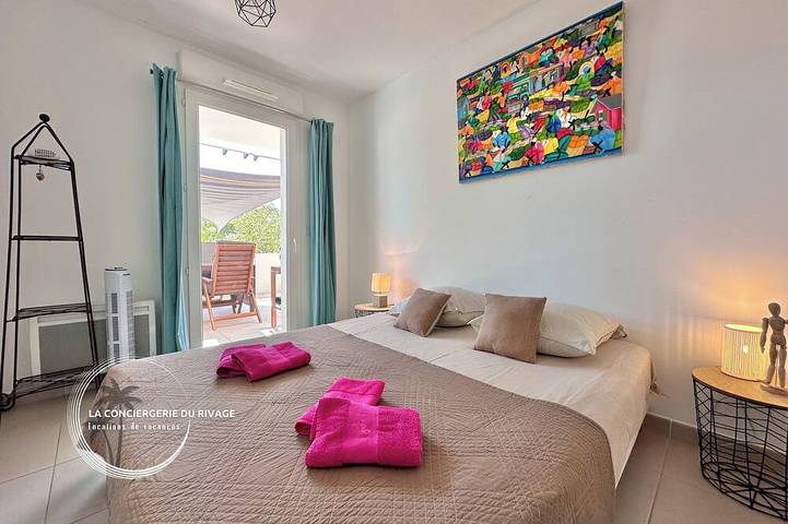 Gîte pour 4 personnes, avec jardin et piscine ainsi que jacuzzi et terrasse, animaux acceptés dans Zone nature des vieux salins d'Hyères - 2