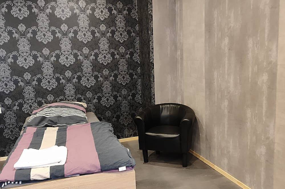 Ganze Wohnung, Unique vacation apartment for 1 to 3 people in Butzbach, Wetterau