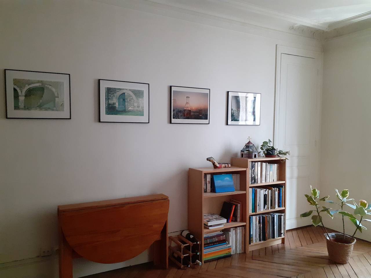 Apartamento de férias inteiro, Paris - Apartment - Sleeps 5 - Metro Access in Paris, Ilha de França