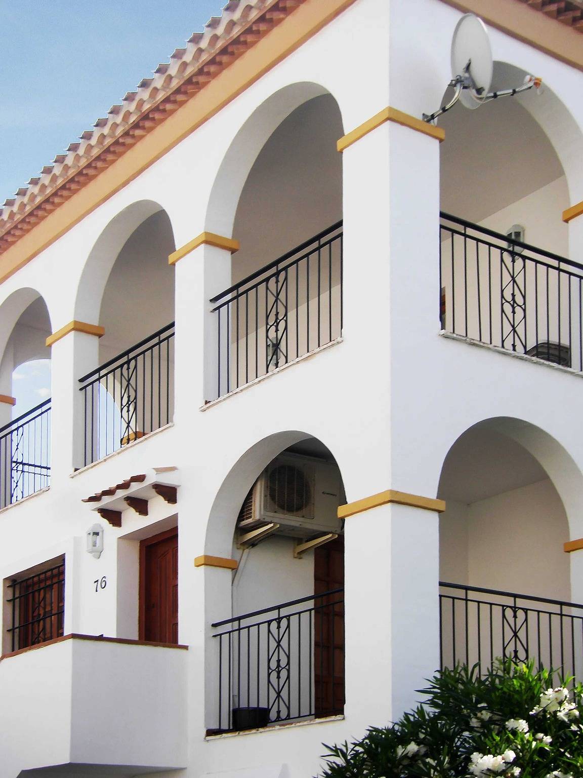 Hel leilighet, Romslig leilighet i Playa Flamenca med felles svømmebasseng in Playa Flamenca, Orihuela