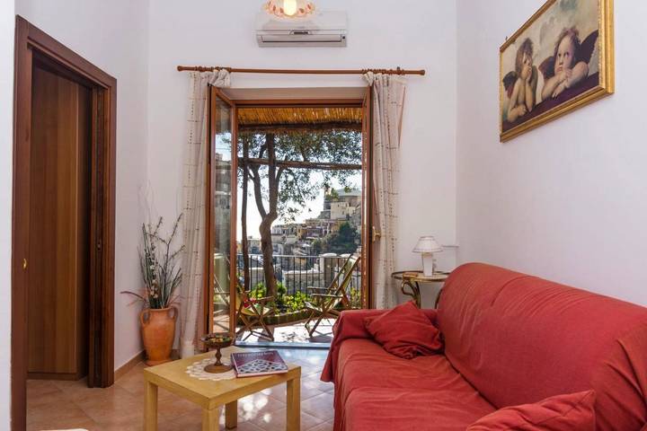 Chambre d’hôte pour 2 personnes, avec jardin ainsi que terrasse et vue, animaux acceptés à Positano - 4