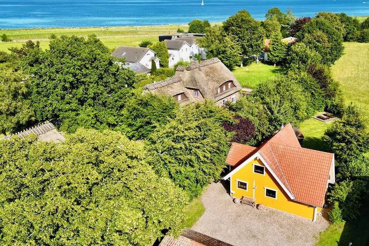 Ferienhaus für 4 Personen, mit Garten und Terrasse sowie Sauna in Nieby