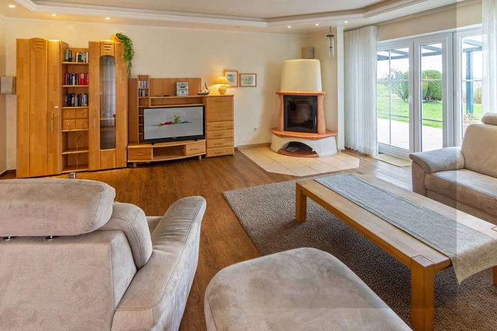 Ferienhaus für 8 Personen, mit Ausblick und Garten sowie Sauna in Dornumersiel