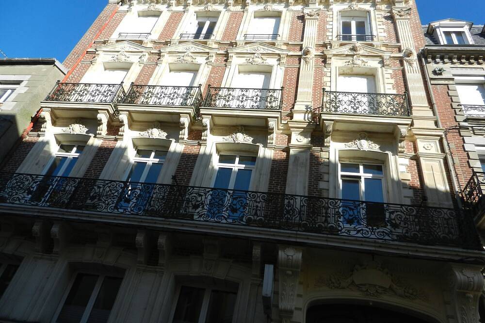 Appartement entier, 3 Pièces hyper-centre de Granville in Granville, Côte de la Déroute